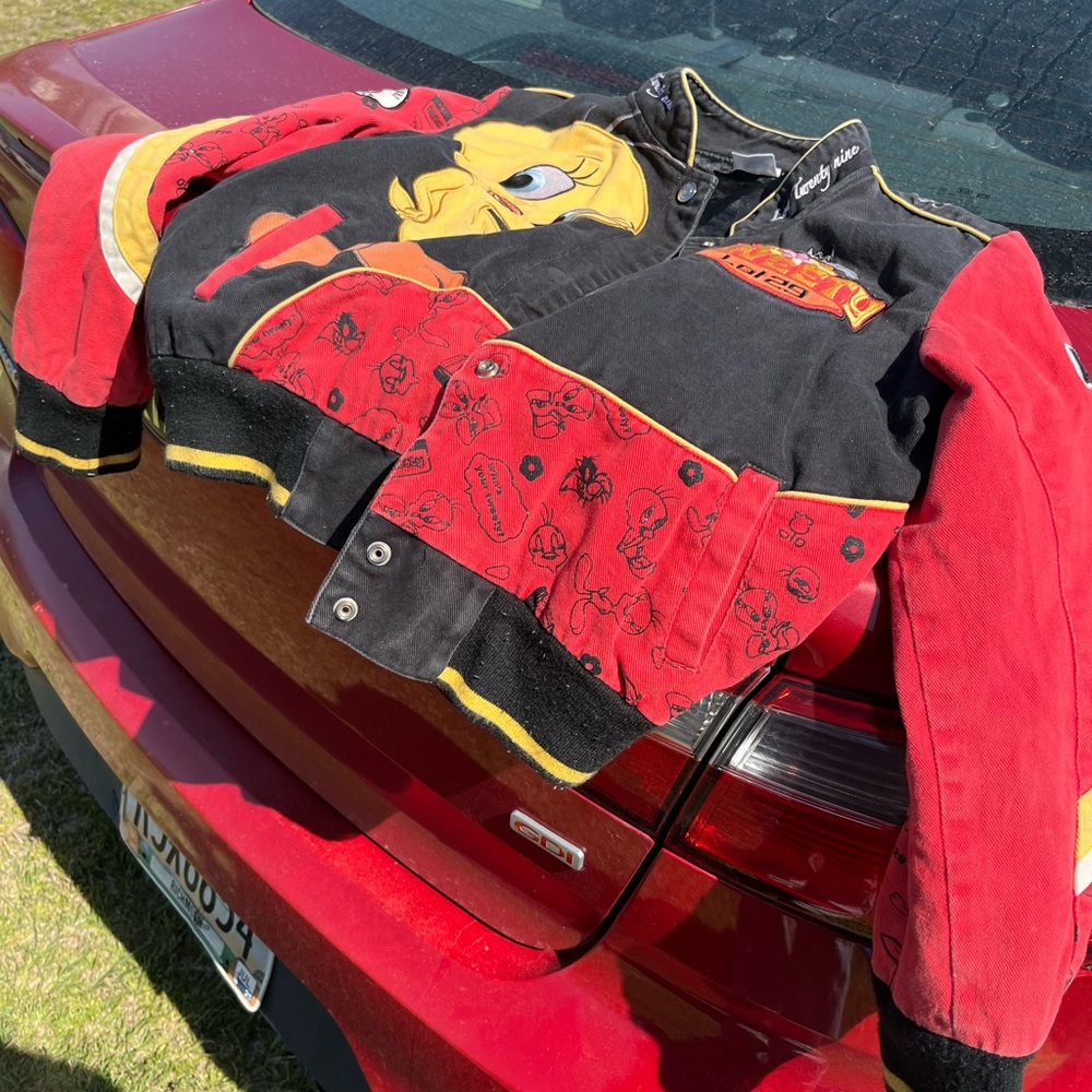 Lot 29 Tweety bird and Sylvester bomber jacket